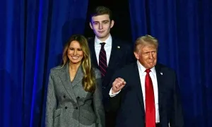 Barron - cố vấn 18 tuổi giúp ông Trump chinh phục giới trẻ Barron - cố vấn 18 tuổi giúp ông Trump chinh phục giới trẻ