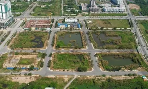 Người vay mua đất lo 'chết cứng' vì đánh thuế theo thời gian sở hữu Người vay mua đất lo 'chết cứng' vì đánh thuế theo thời gian sở hữu