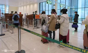 Đeo hơn 3 lạng vàng trang sức sẽ phải khai báo khi nhập cảnh? Đeo hơn 3 lạng vàng trang sức sẽ phải khai báo khi nhập cảnh?