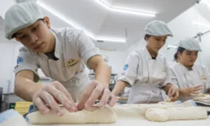 'Lò bánh hy vọng' cho người trẻ khó khăn 'Lò bánh hy vọng' cho người trẻ khó khăn