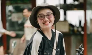 Bốn năm đối đầu với trầm cảm của 'cô gái hay cười' Bốn năm đối đầu với trầm cảm của 'cô gái hay cười'