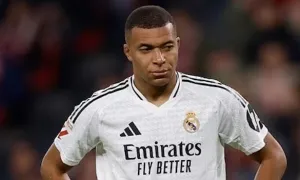 Mbappe: 'Đây đang là thời điểm khó khăn với tôi' Mbappe: 'Đây đang là thời điểm khó khăn với tôi'