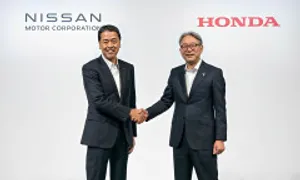 Honda và Nissan sáp nhập - củng cố sức chiến đấu cho tương lai Honda và Nissan sáp nhập - củng cố sức chiến đấu cho tương lai