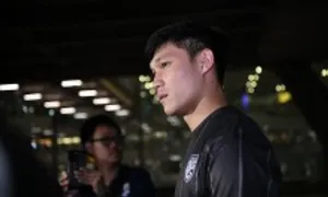 Thủ môn Patiwat: 'Chúng tôi không để Cup rời Thái Lan' Thủ môn Patiwat: 'Chúng tôi không để Cup rời Thái Lan'