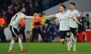 Liverpool lại rơi điểm trước Nottingham Liverpool lại rơi điểm trước Nottingham