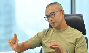 Giám đốc điều hành Shopee Việt Nam: Không thể chơi bóng đá khi đối thủ được dùng tay Giám đốc điều hành Shopee Việt Nam: Không thể chơi bóng đá khi đối thủ được dùng tay