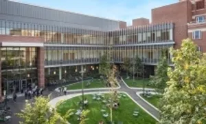 Giảng viên Harvard tự nguyện giảm lương Giảng viên Harvard tự nguyện giảm lương