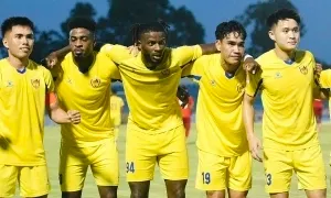 Quảng Nam thắng dễ, Bình Định thoát thua ở V-League Quảng Nam thắng dễ, Bình Định thoát thua ở V-League
