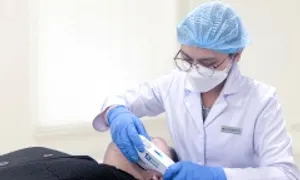 Kết hợp công nghệ trẻ hóa da, xóa nọng cằm